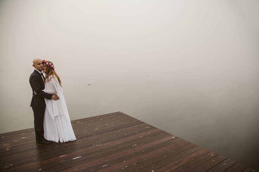 sesja ślubna we mgle
